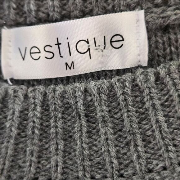 Vestique Gray Cropped Pom Sweater - Picture 6 of 7